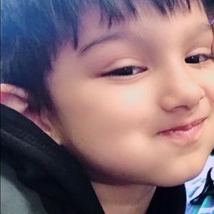 Meet your Posher, Hafsa